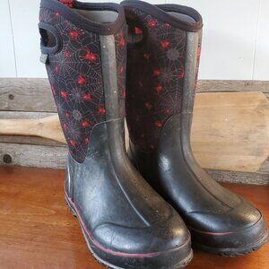 Bogs Classic Creepy Crawl Waterproof Insulated Boots Youth 4